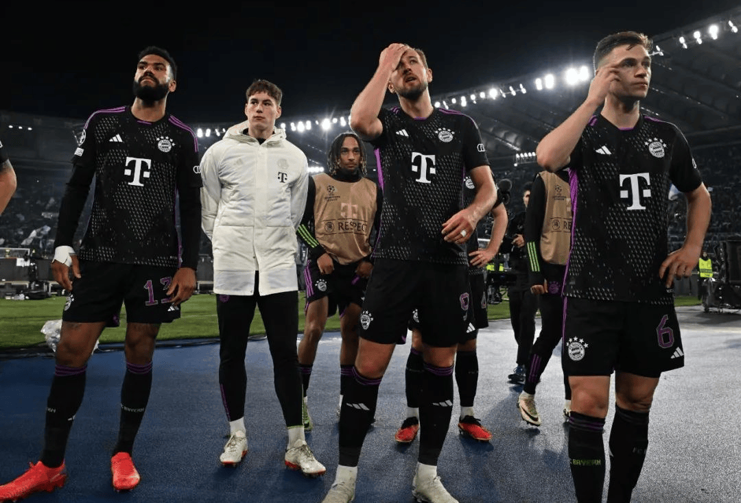 拜仁客战阿森纳名单：凯恩、奥利塞领衔，迪亚斯停赛（拜仁出征阿森纳大名单：凯恩、奥利塞压阵，迪亚斯因停赛缺席）