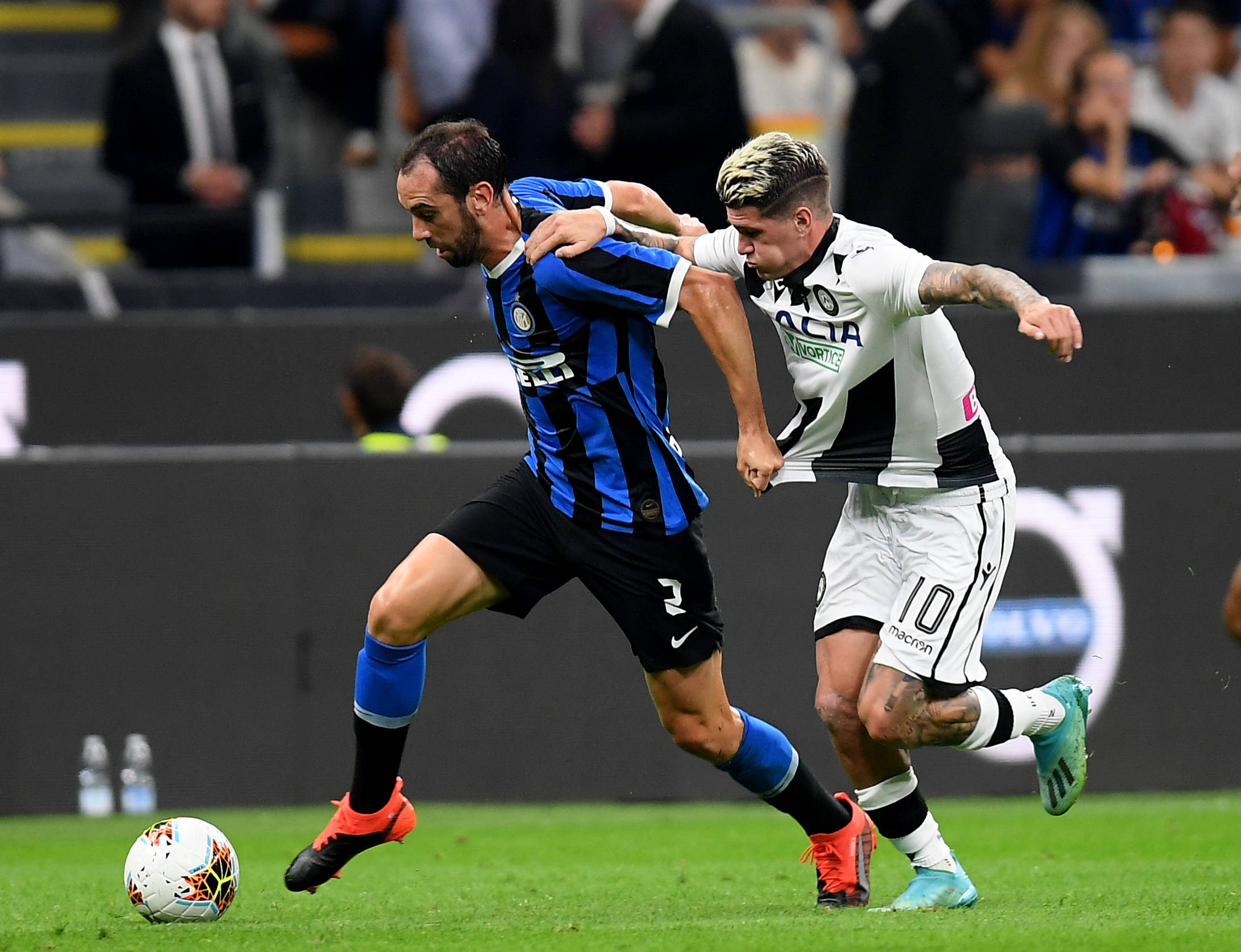 卡纳瓦罗：我在亚洲的执教经历在意大利并不被重视（卡纳瓦罗：我的亚洲执教资历在意大利缺乏认可）