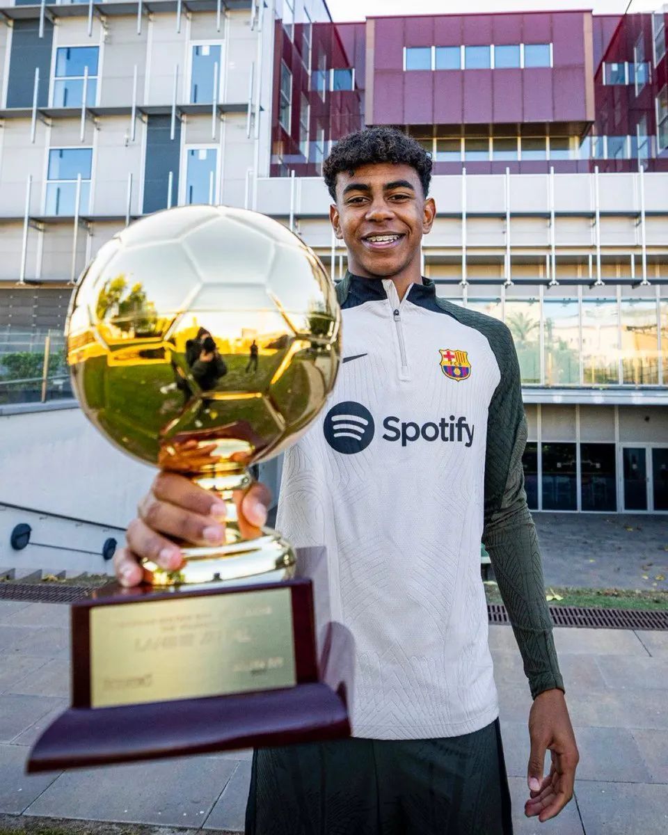 曼联拉什福德末段进球绝杀热刺（拉什福德终场前破门，曼联绝杀热刺）