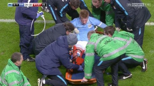 不和谐，太阳报：拜仁球迷在赛前与现场警察和安保发生冲突（太阳报：拜仁球迷赛前与现场警方及安保爆发冲突）